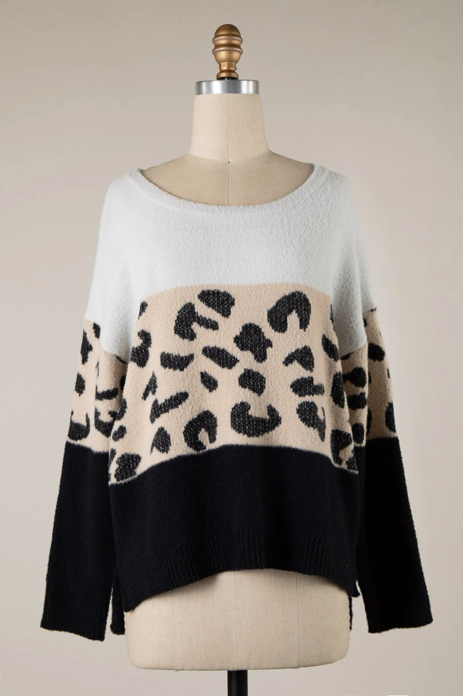 ANIMAL PRINT CONTRAST COLOR BLOCK SOFT SWEATER 1 PACK