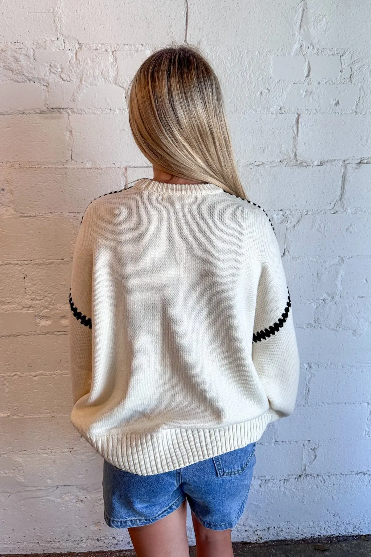 Contrast Stitching Sweater