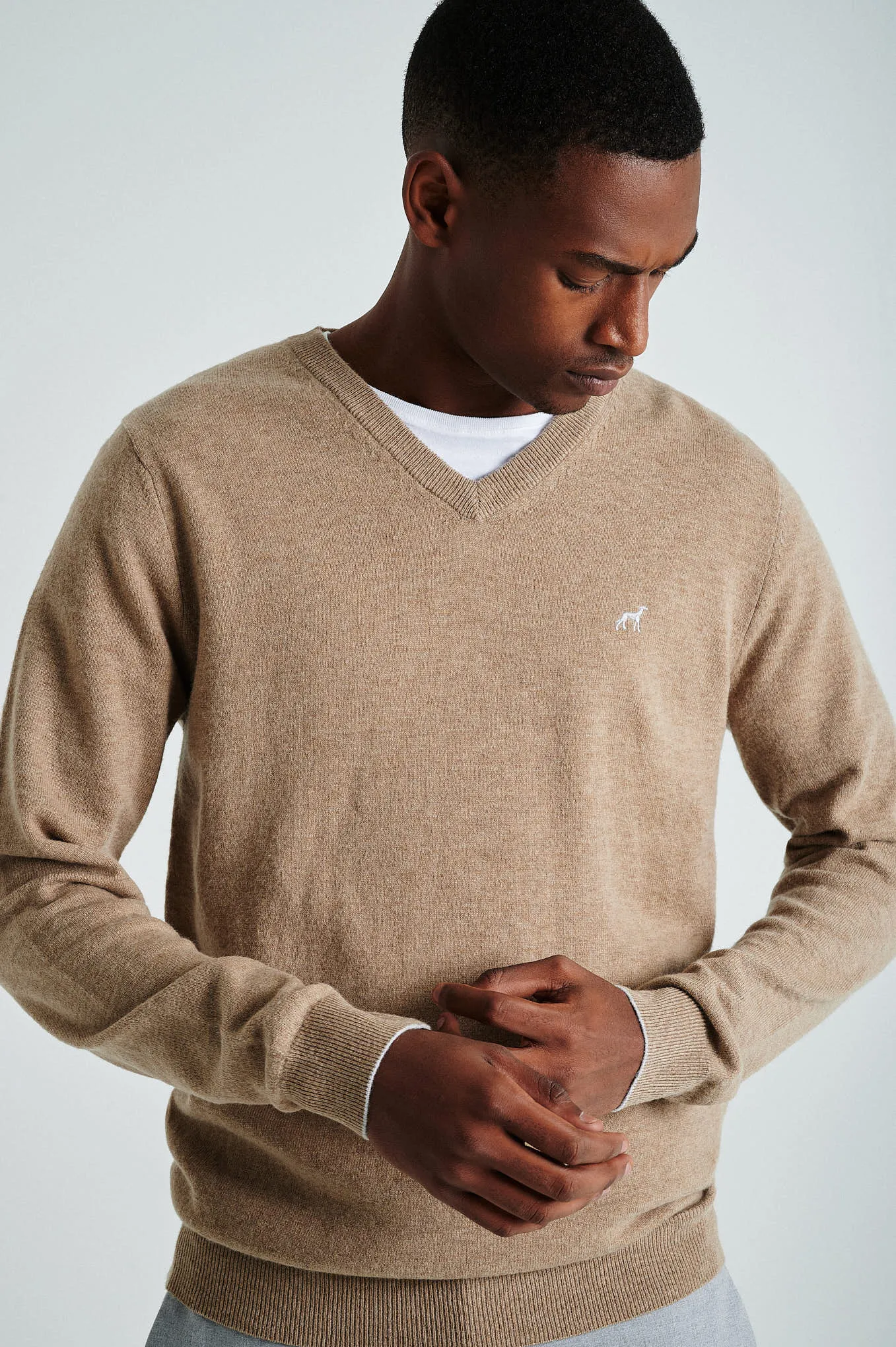 Men's lambswool blend V neck sweater